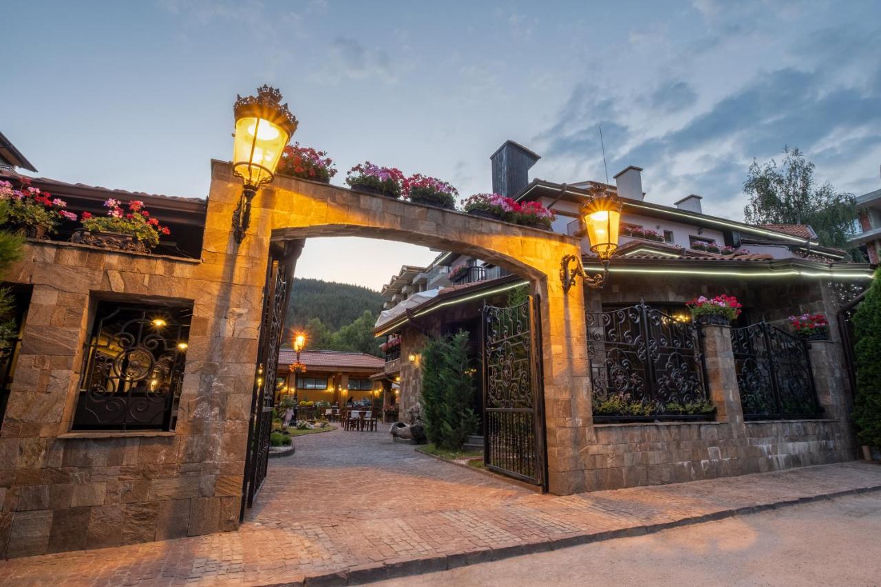 том и нези класик Hotel *